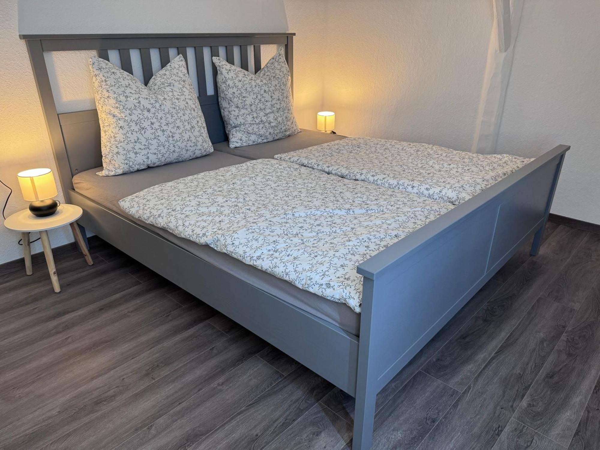 Ferienwohnung Direkt An Der Mosel Im Zentrum Von Zell Extérieur photo