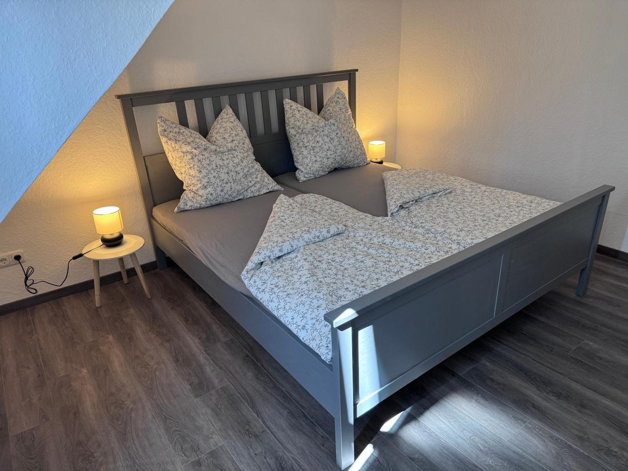 Ferienwohnung Direkt An Der Mosel Im Zentrum Von Zell Extérieur photo