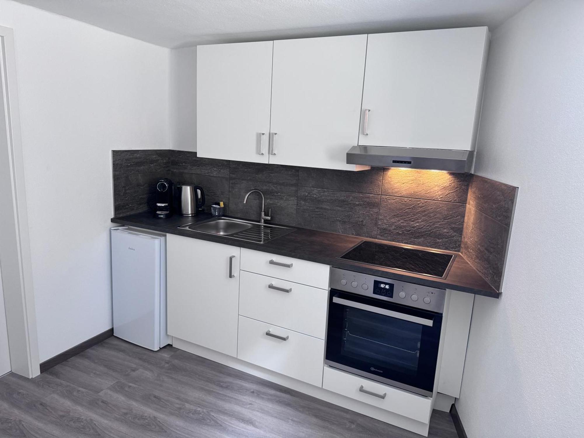 Ferienwohnung Direkt An Der Mosel Im Zentrum Von Zell Extérieur photo