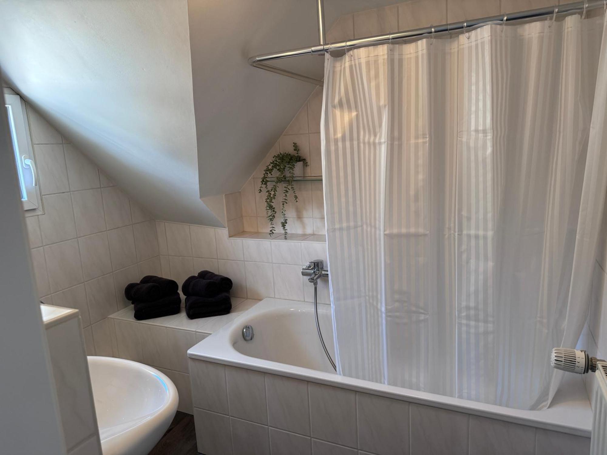 Ferienwohnung Direkt An Der Mosel Im Zentrum Von Zell Extérieur photo